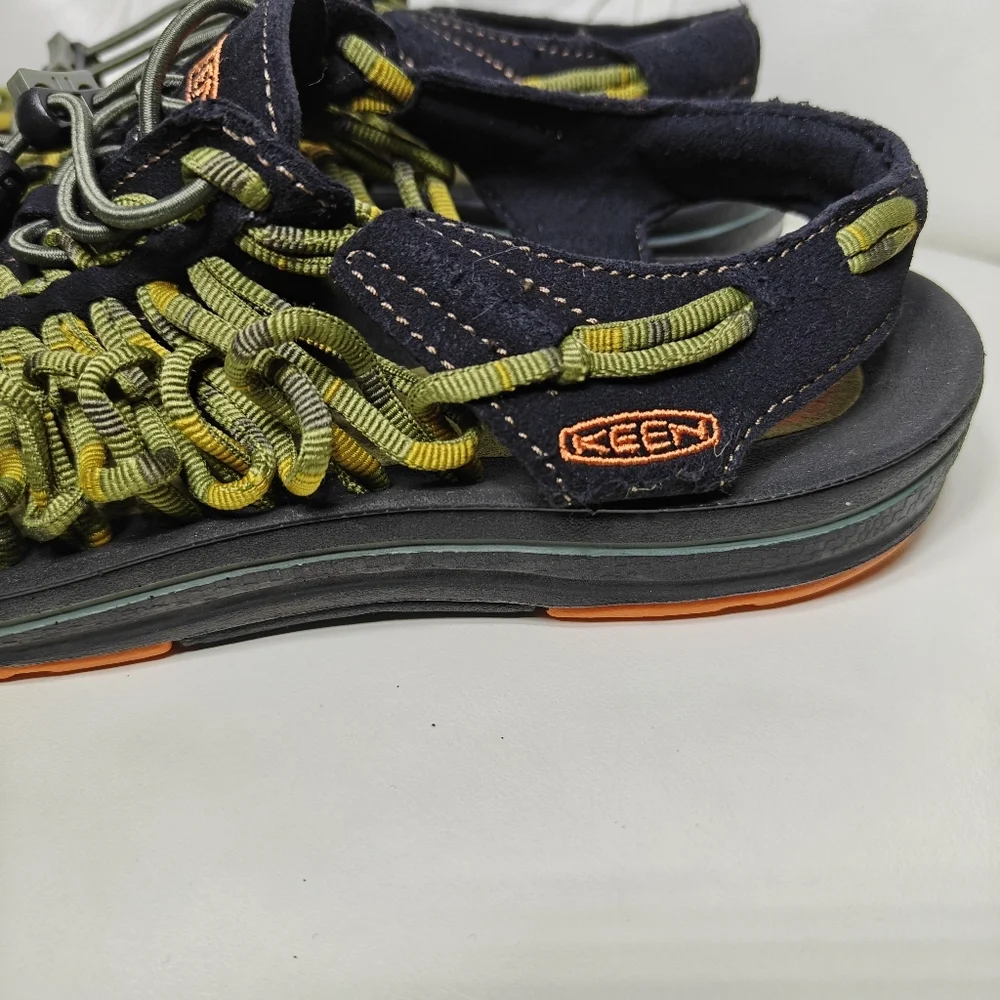 KEEN Uneek Bungee Cord Camo Green Black Braided Woven Sandals Men's Shoes Size 8